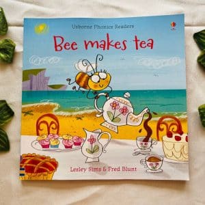 Usborne Phonics Readers: Bee Makes Tea