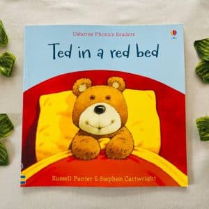 Usborne Phonics Readers: Ted In A Red Bed