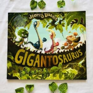 Gigantosaurus: Picture Story Book