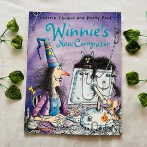 Winnie's New Computer: Picture Story Book