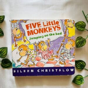 Five Little Monkeys Jumping On The Bed: Board Book