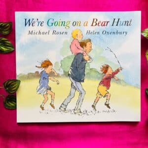 We're Going On A Bear Hunt: Picture Story Book