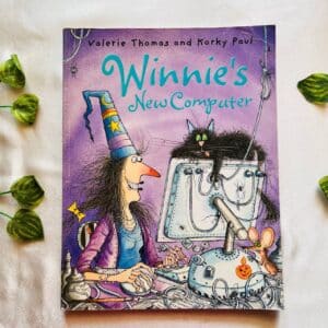 Winnie's New Computer: Picture Story Book