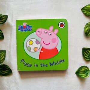 Peppa Pig Piggy In the Middle: Board Book