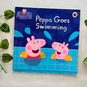 Peppa Pig: Peppa Goes Swimming Picture Story Book