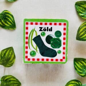 Zold: Board Book (Foreign Language)